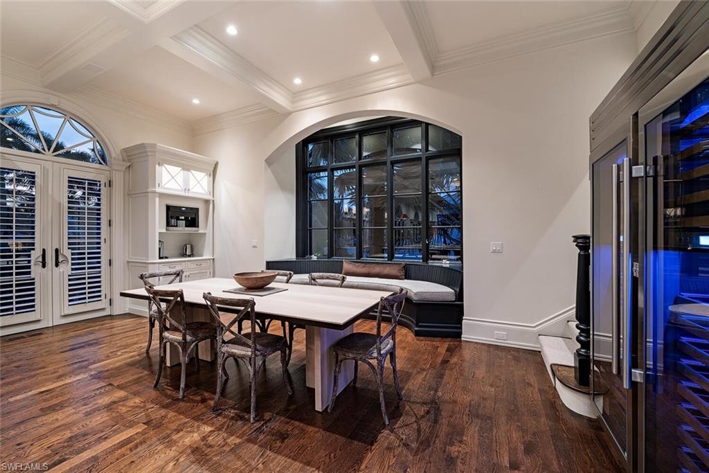 OLDE NAPLES - Residential