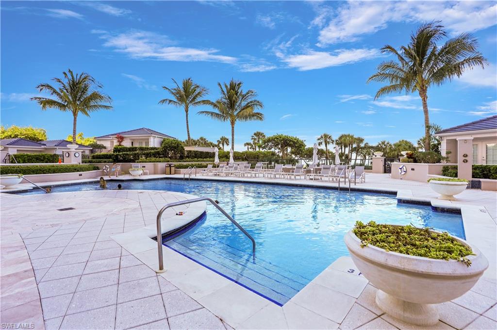 REMINGTON AT BAY COLONY - Residential