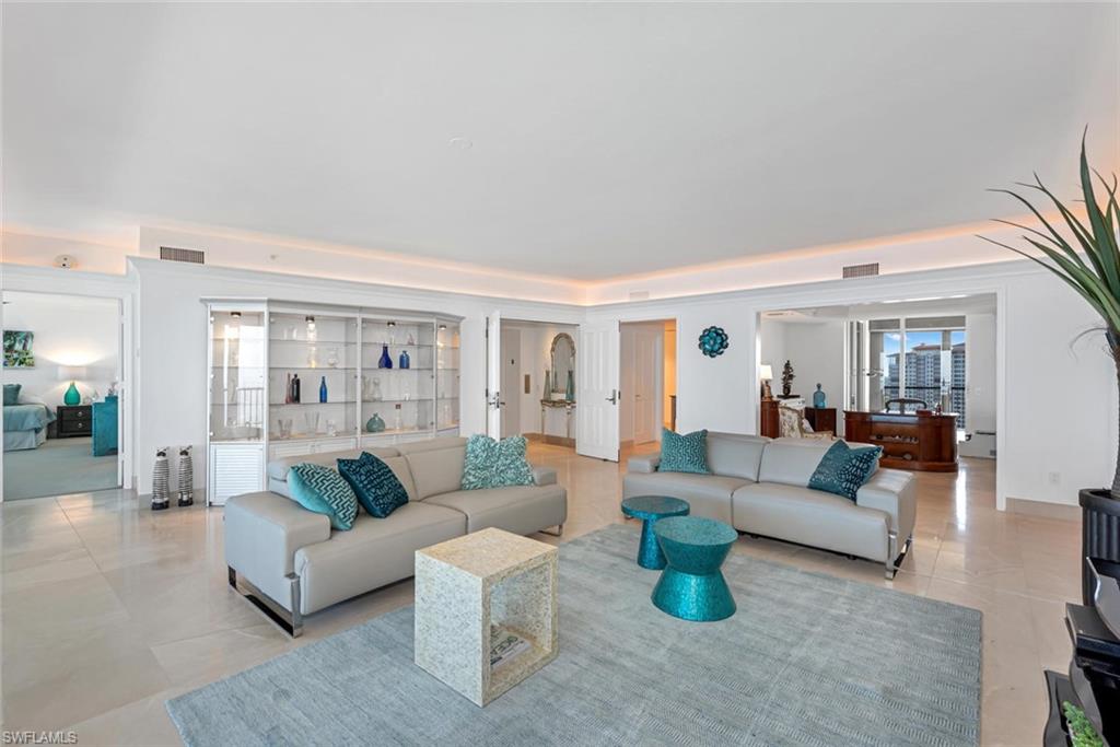 REMINGTON AT BAY COLONY - Residential