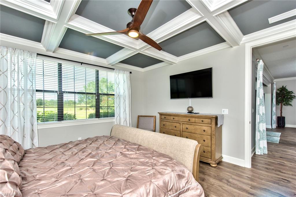 ESPLANADE - Residential Lease