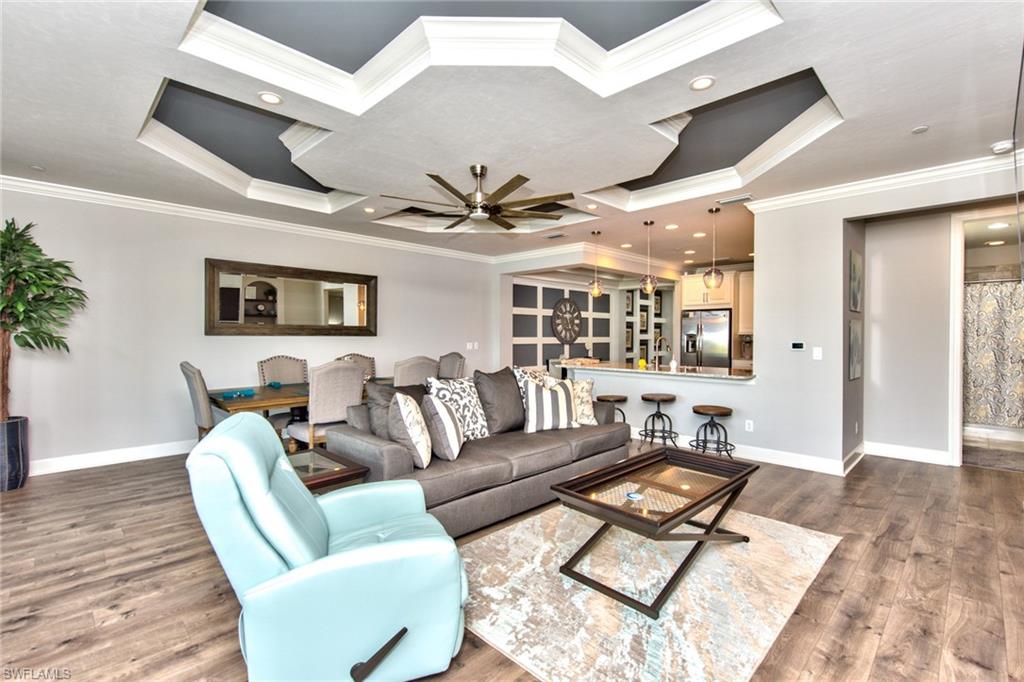 ESPLANADE - Residential Lease