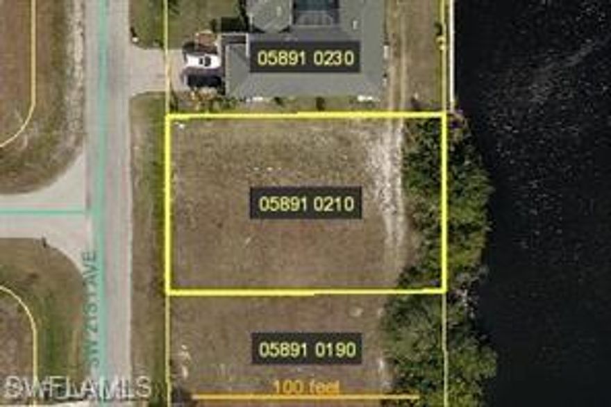 GOLF ACCESS LOT!  in CAPE CORAL , Florida – Prime Investment Opportunity! Seize the opportunity to own a lot in the DESIRABLE growing area of cape , FL !  Conveniently Located – Close to schools, shopping centers, restaurants, and medical facilities......  Develop your dream home, this lot offers endless possibilities! Don’t miss out!