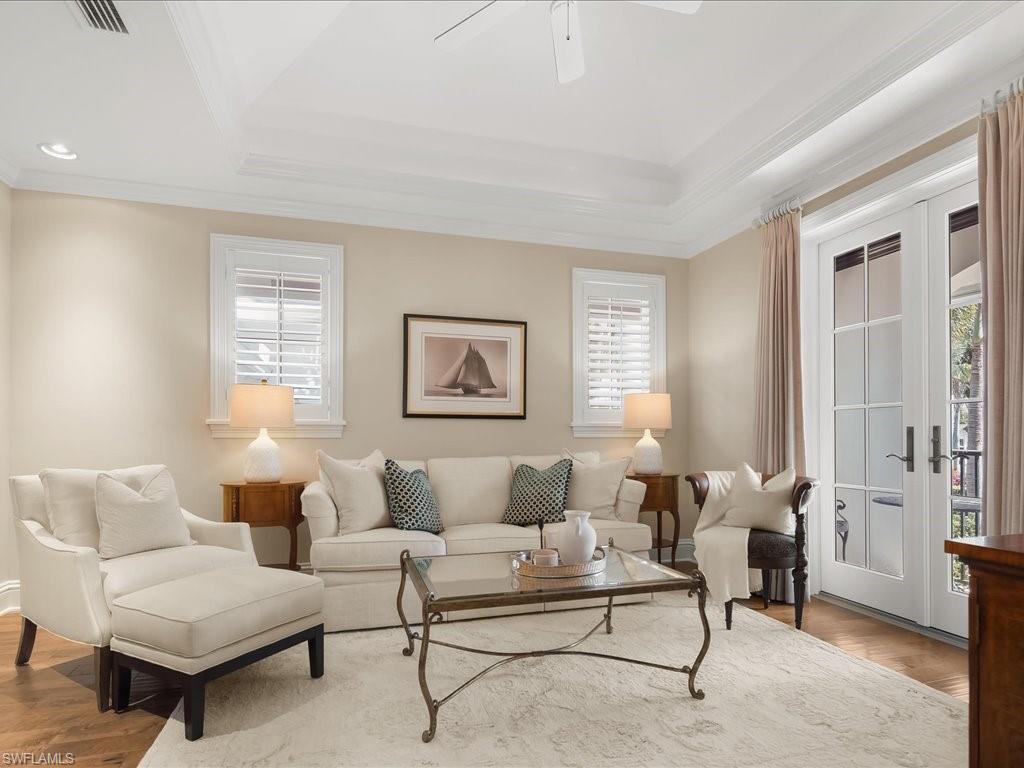 AQUALANE SHORES - Residential