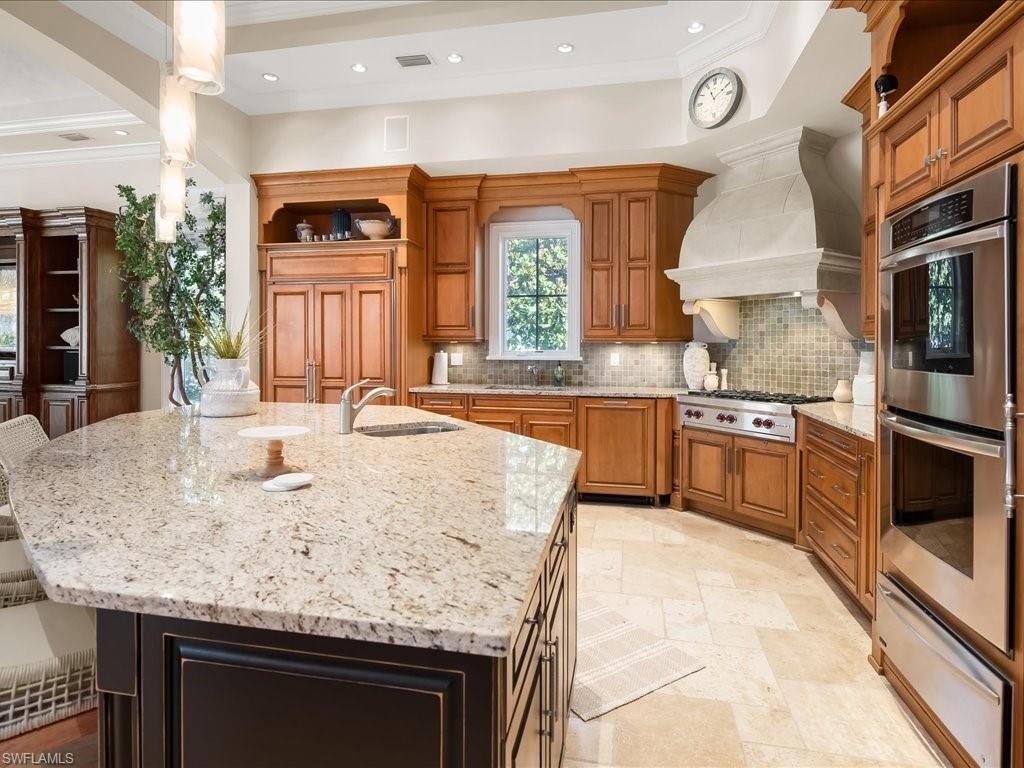 AQUALANE SHORES - Residential