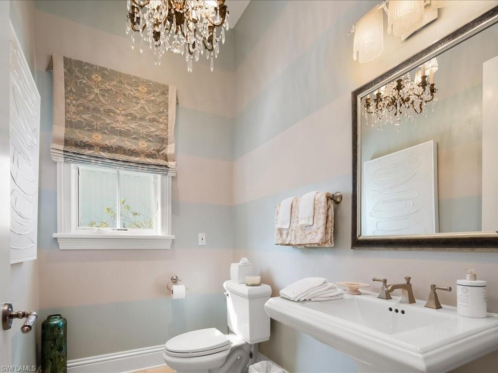 AQUALANE SHORES - Residential