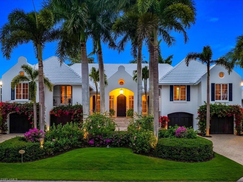 Photo of 1750 4th ST S, NAPLES, FL 34102 (MLS # 225079057)
