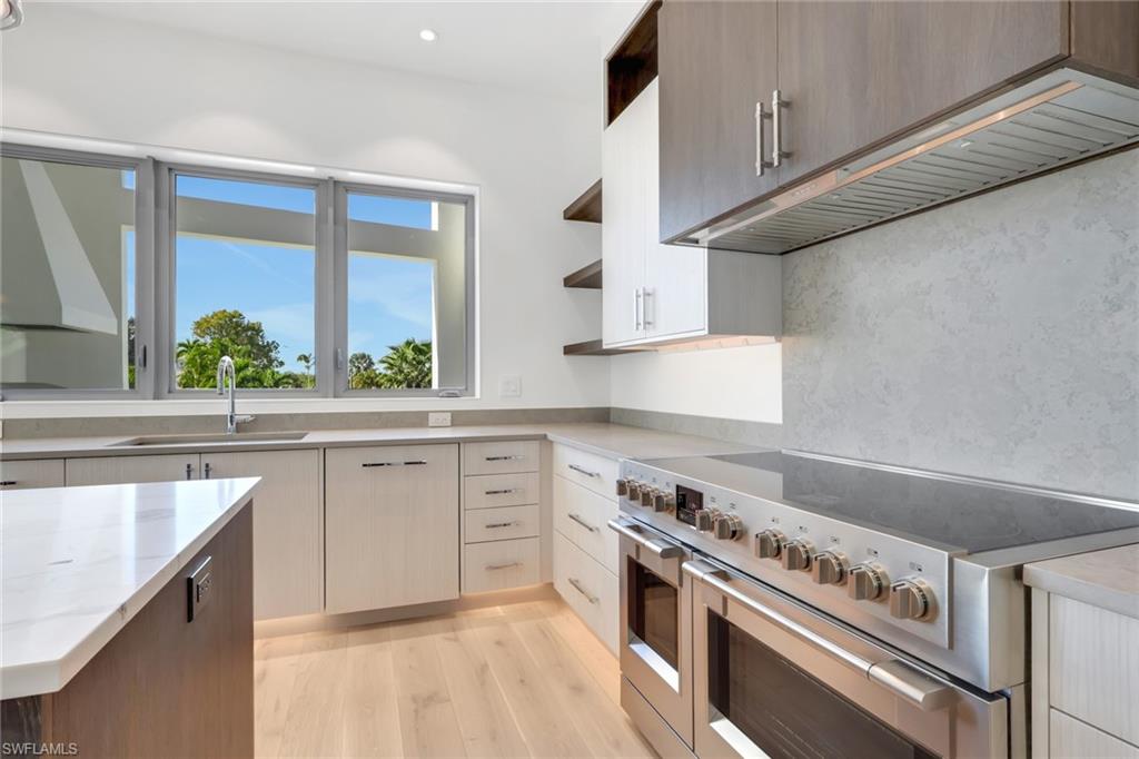 BROOKSIDE - Residential