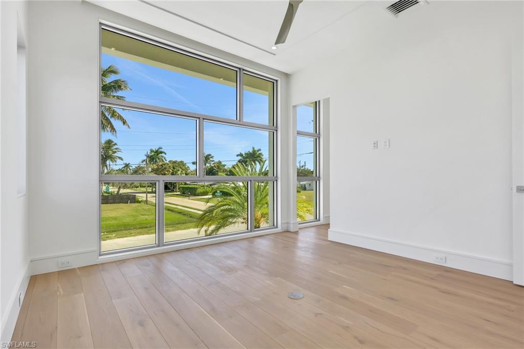 BROOKSIDE - Residential