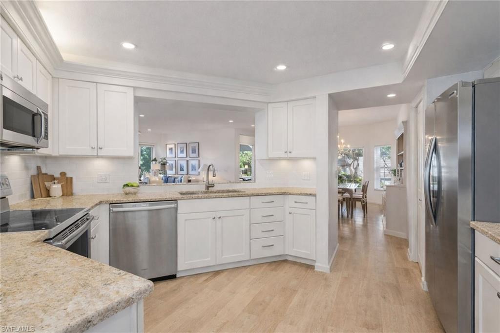 CRESCENT - Residential