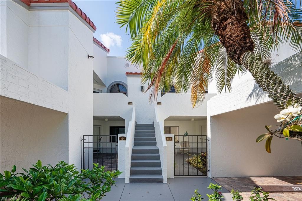 Photo of 577 Beachwalk CIR #R203, NAPLES, FL 34108 (MLS # 226016368)