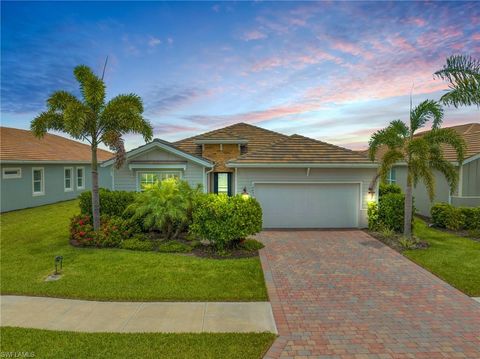 A home in NAPLES