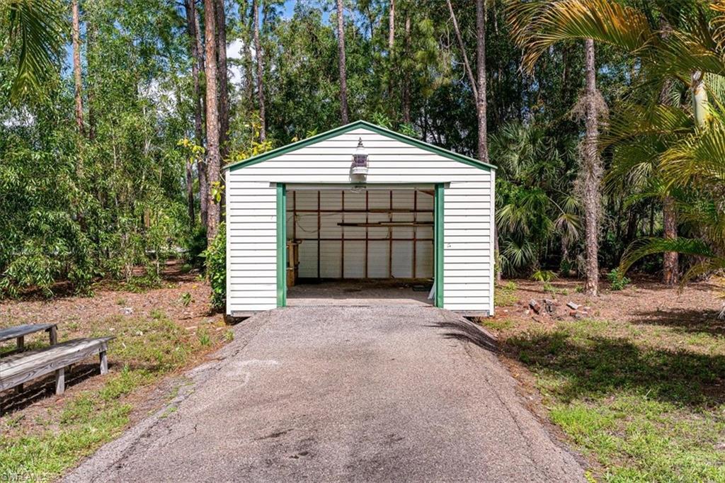 GOLDEN GATE ESTATES - Residential