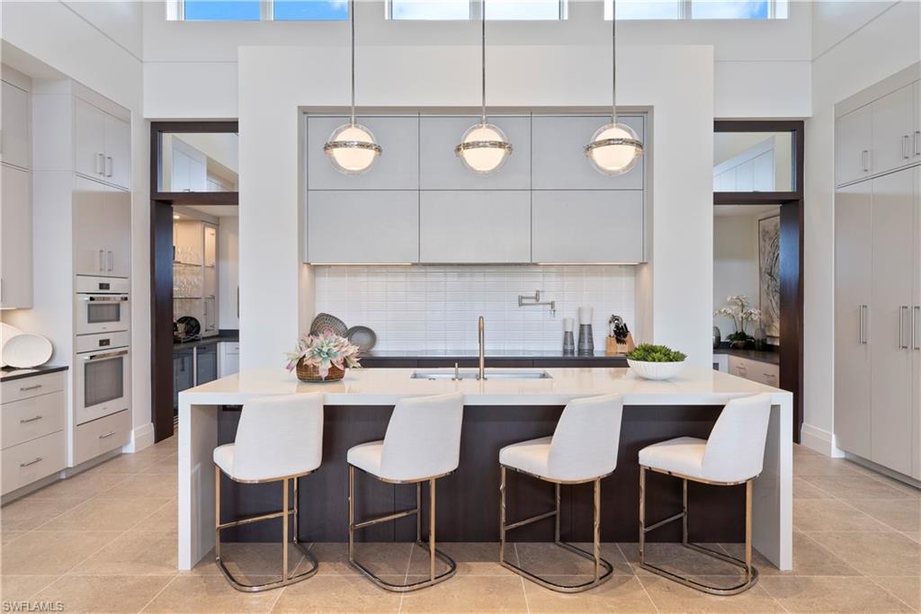 PARK SHORE - Residential