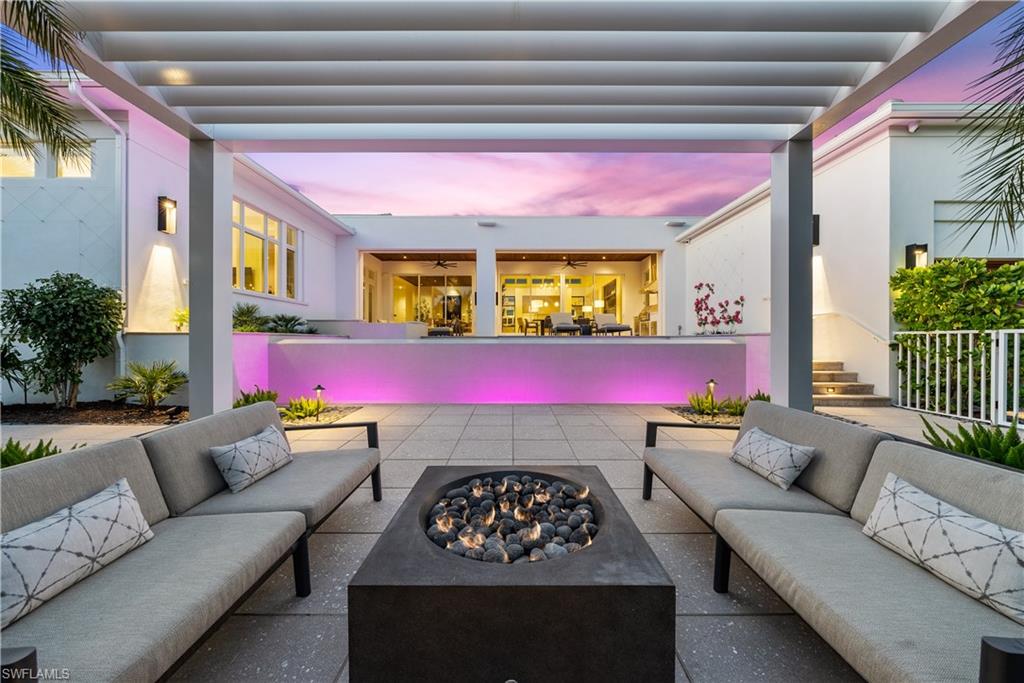 PARK SHORE - Residential