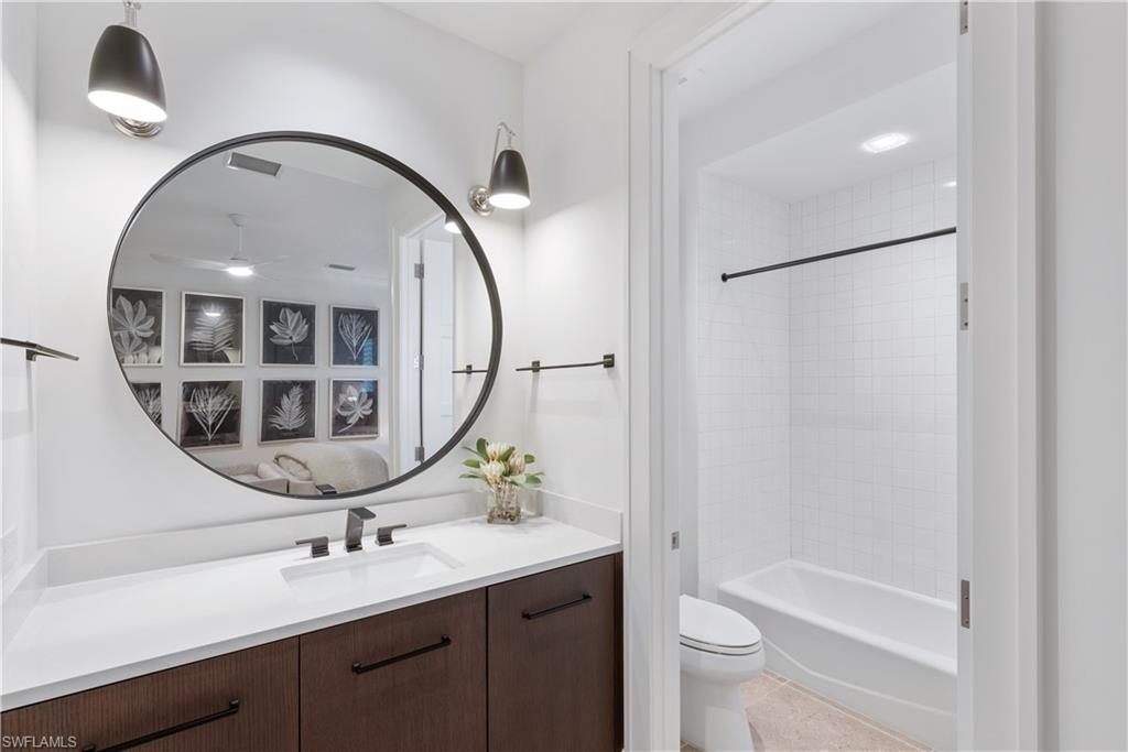 PARK SHORE - Residential