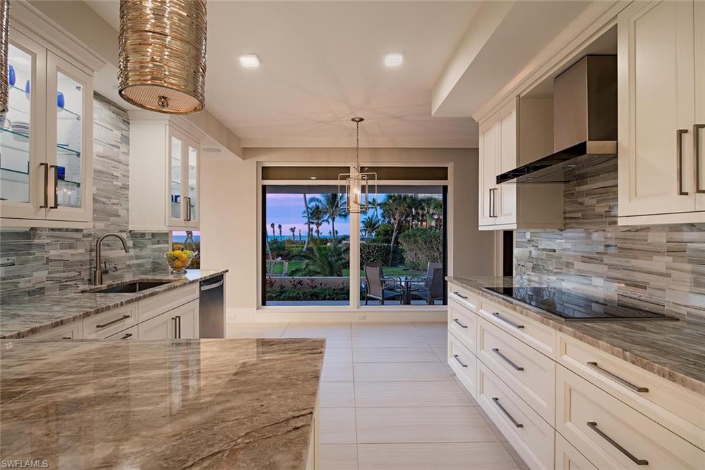 PARK PLAZA - Residential