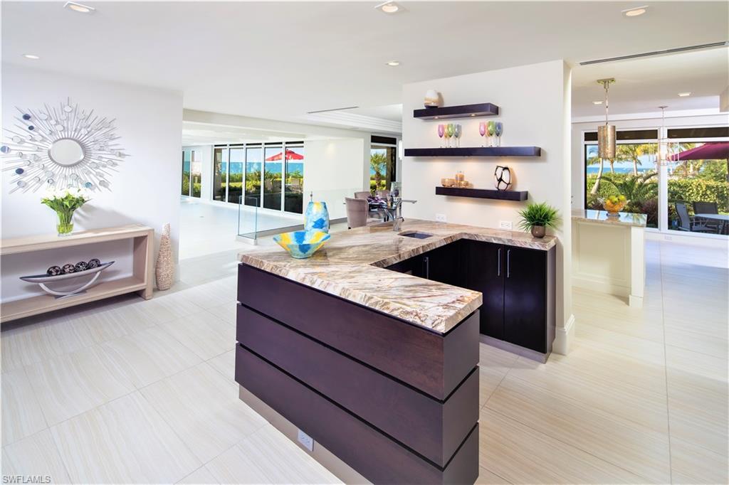 PARK PLAZA - Residential