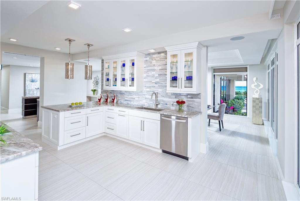 PARK PLAZA - Residential