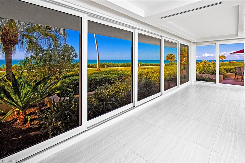 PARK PLAZA - Residential