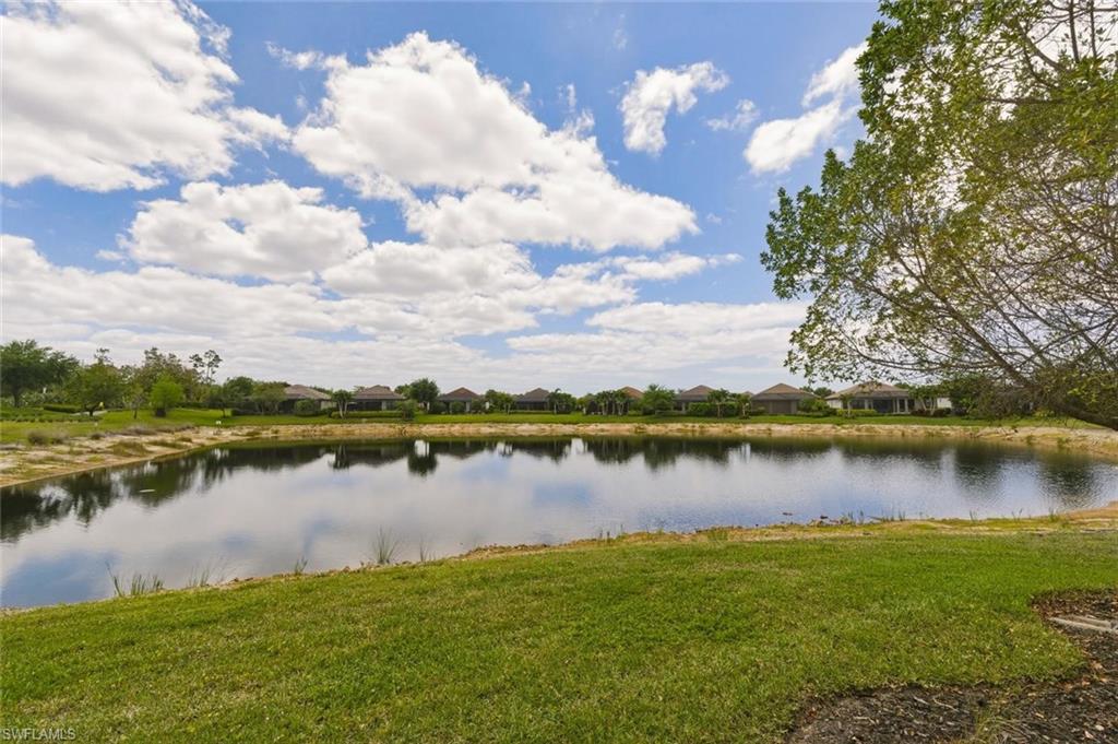 ESPLANADE - Residential