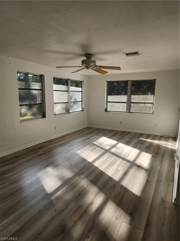 WILLOUGHBY ACRES - Residential