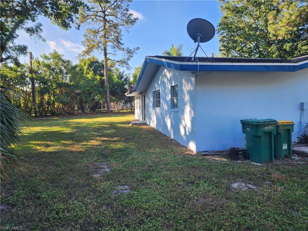 WILLOUGHBY ACRES - Residential