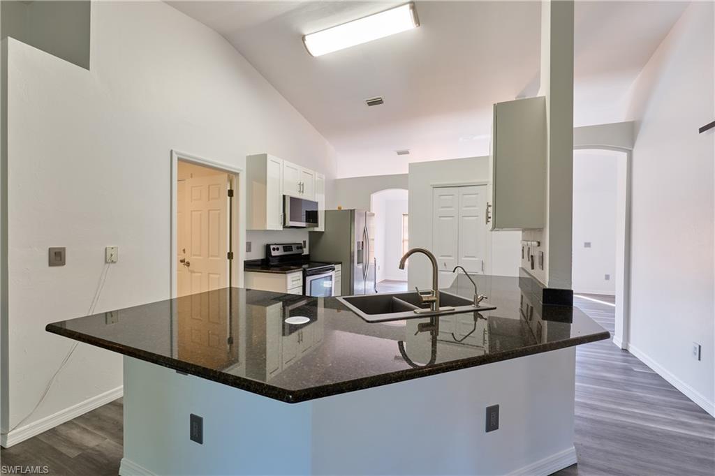 GOLDEN GATE ESTATES - Residential