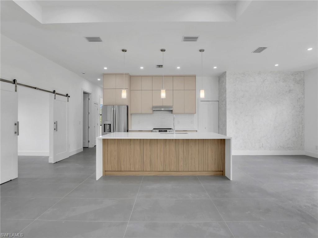 PORT CHARLOTTE - Residential