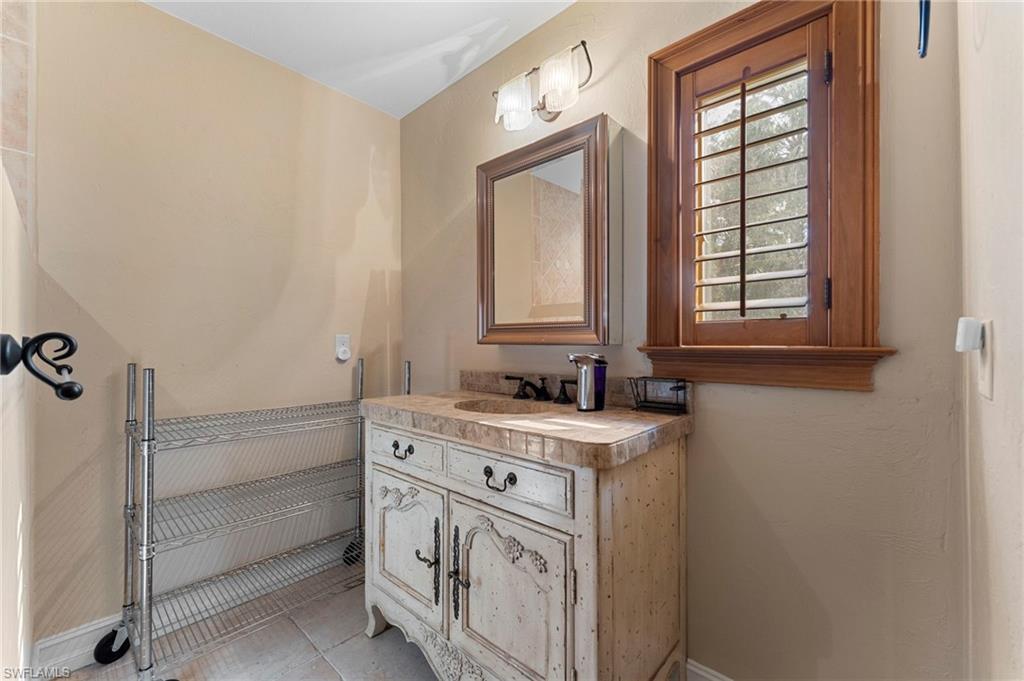 GOLDEN GATE ESTATES - Residential Lease