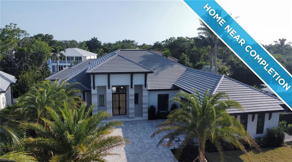 MOORINGS - Residential