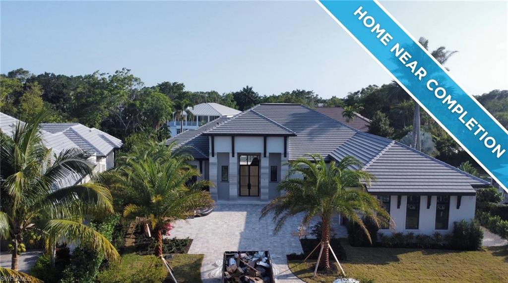 MOORINGS - Residential