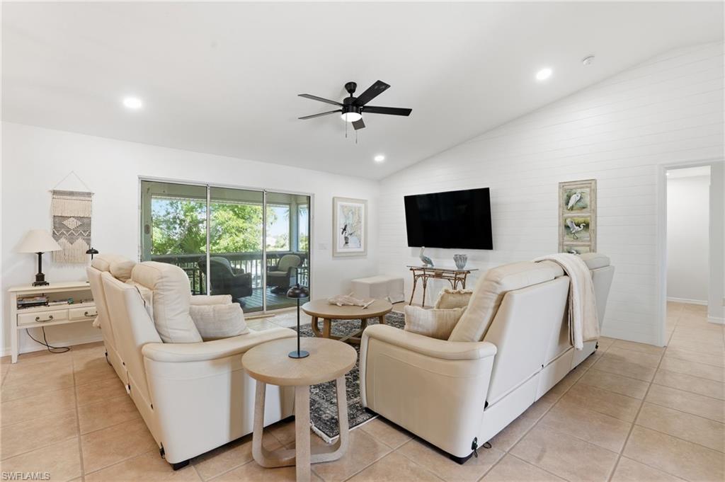 PINE ISLAND - Residential