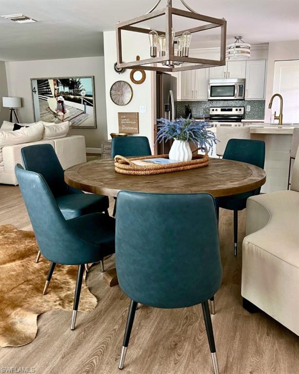 ROYAL PARK VILLAS - Residential Lease