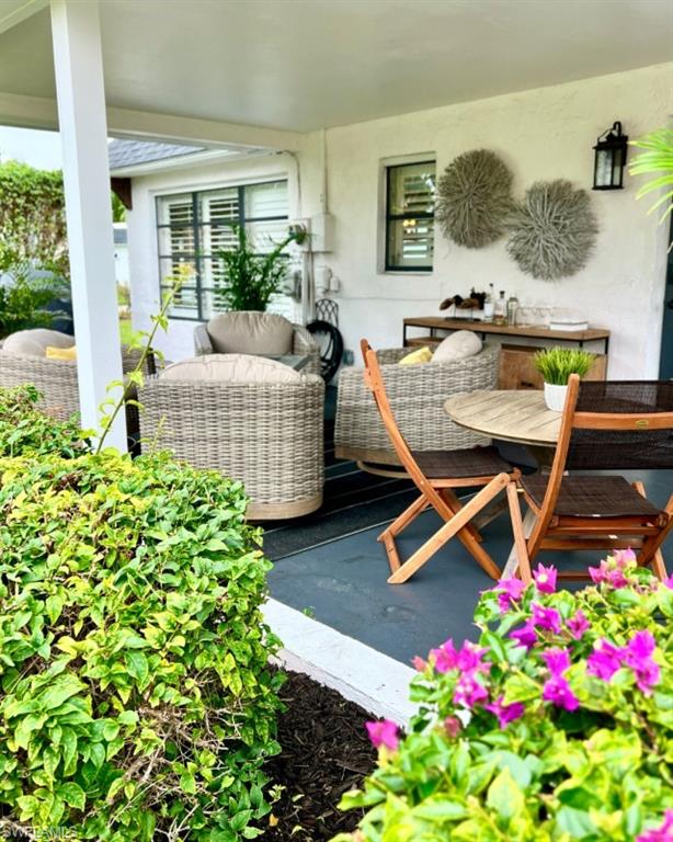 ROYAL PARK VILLAS - Residential Lease