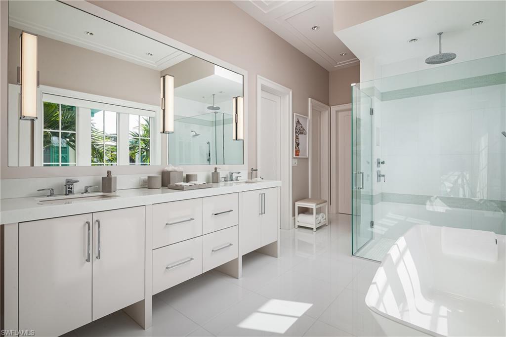 OLDE NAPLES - Residential