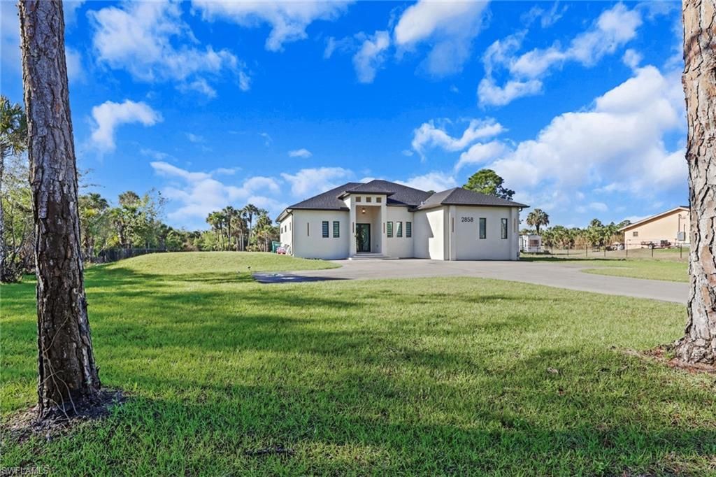 Photo of 2858 26th AVE SE, NAPLES, FL 34117 (MLS # 226011025)