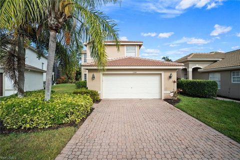 1384 Areca CV NAPLES FL 34119
