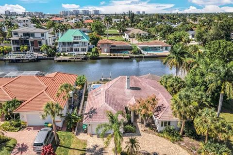 A home in NAPLES