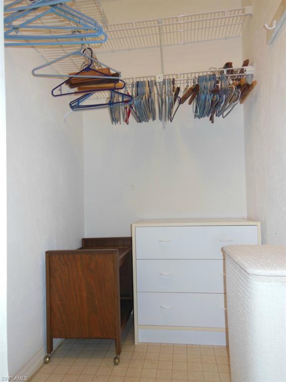 COUNTRY CLUB VILLAGE - Residential