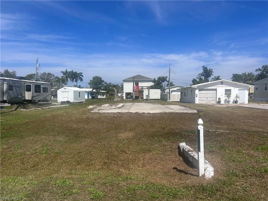 Great opportunity to own a homesite in the Fort Myers/ Iona area and build around your vision. Ideal for a future residence, seasonal getaway, or an investment. Enjoy a convenient location close to everyday shopping, dining, and the best of the Gulf Coast lifestyle, with easy access to Fort Myers Beach and Sanibel area destinations. A great chance to secure land in a desirable location and plan for what’s next