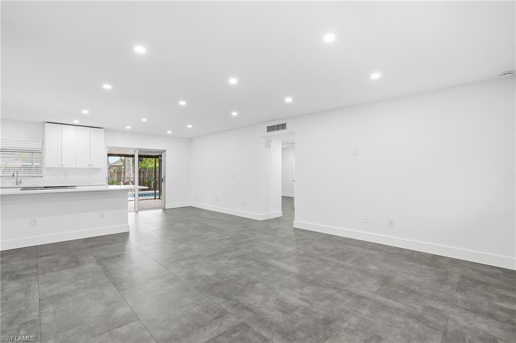 POINCIANA VILLAGE - Residential