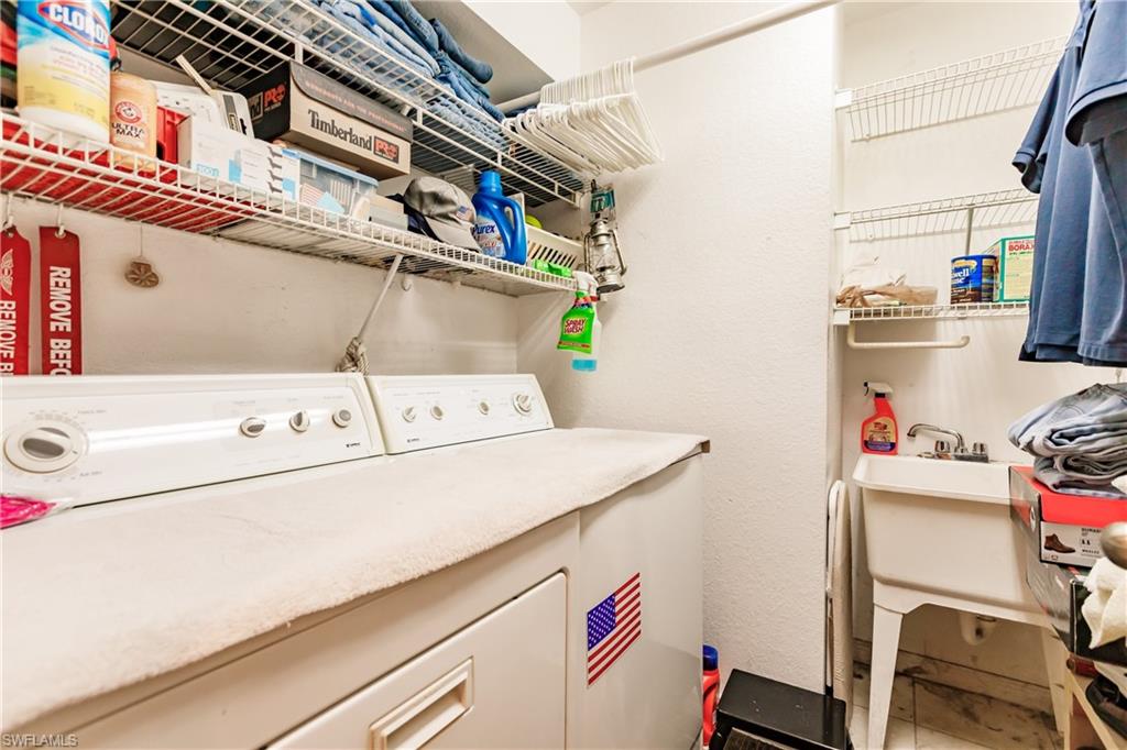 DANFORTH LAKES - Residential