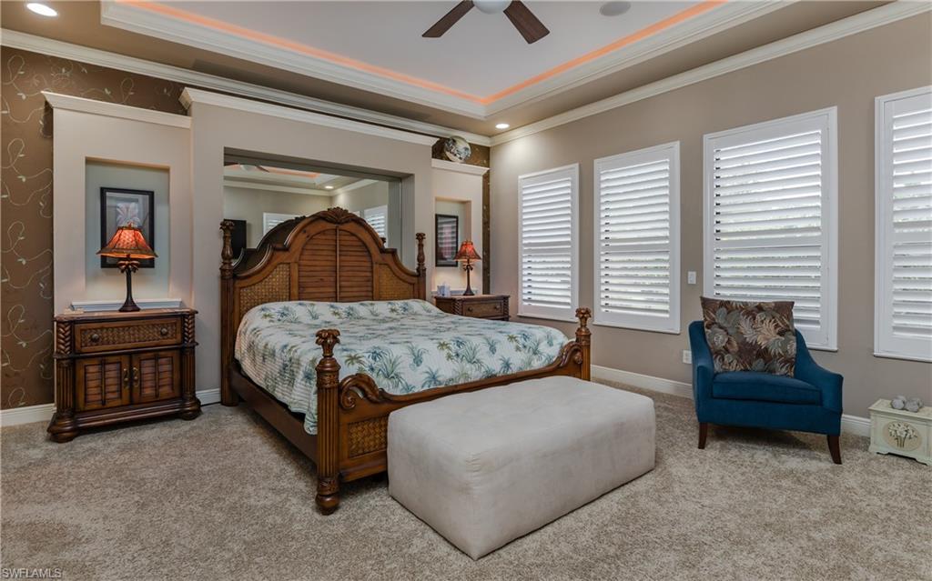 COUNTRY CLUB - Residential