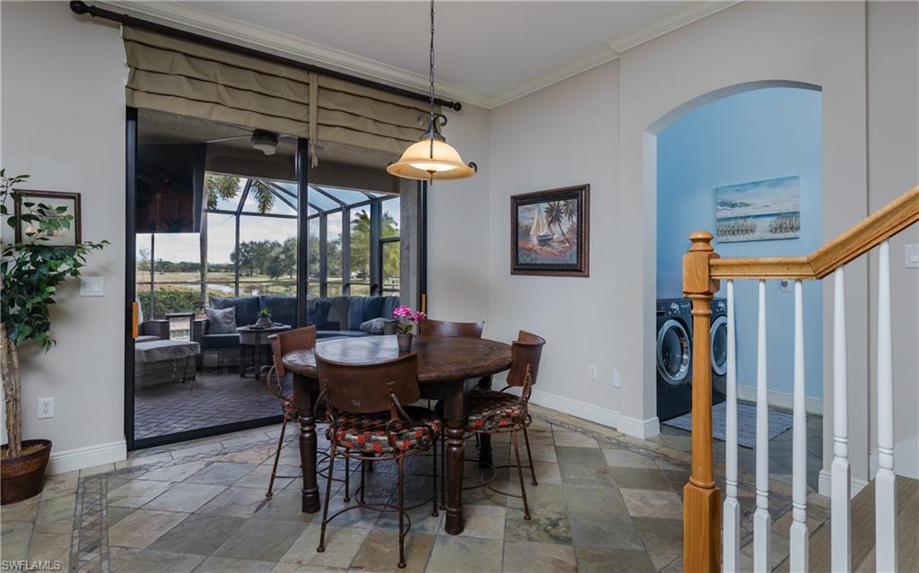 COUNTRY CLUB - Residential