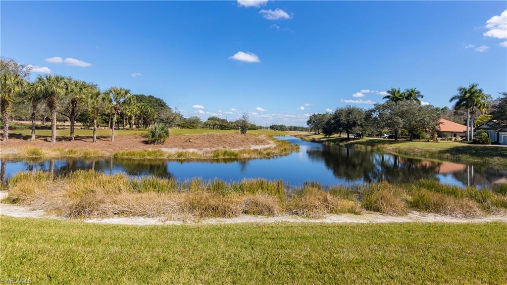 COUNTRY CLUB - Residential