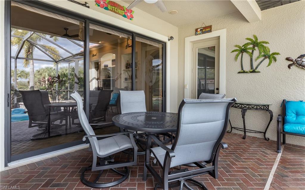 COUNTRY CLUB - Residential