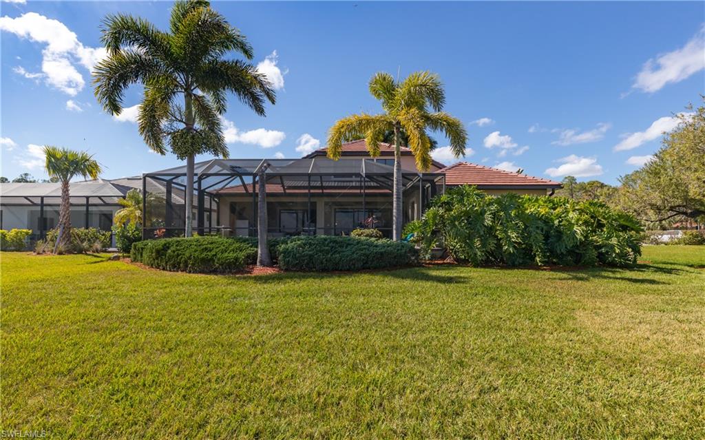 COUNTRY CLUB - Residential