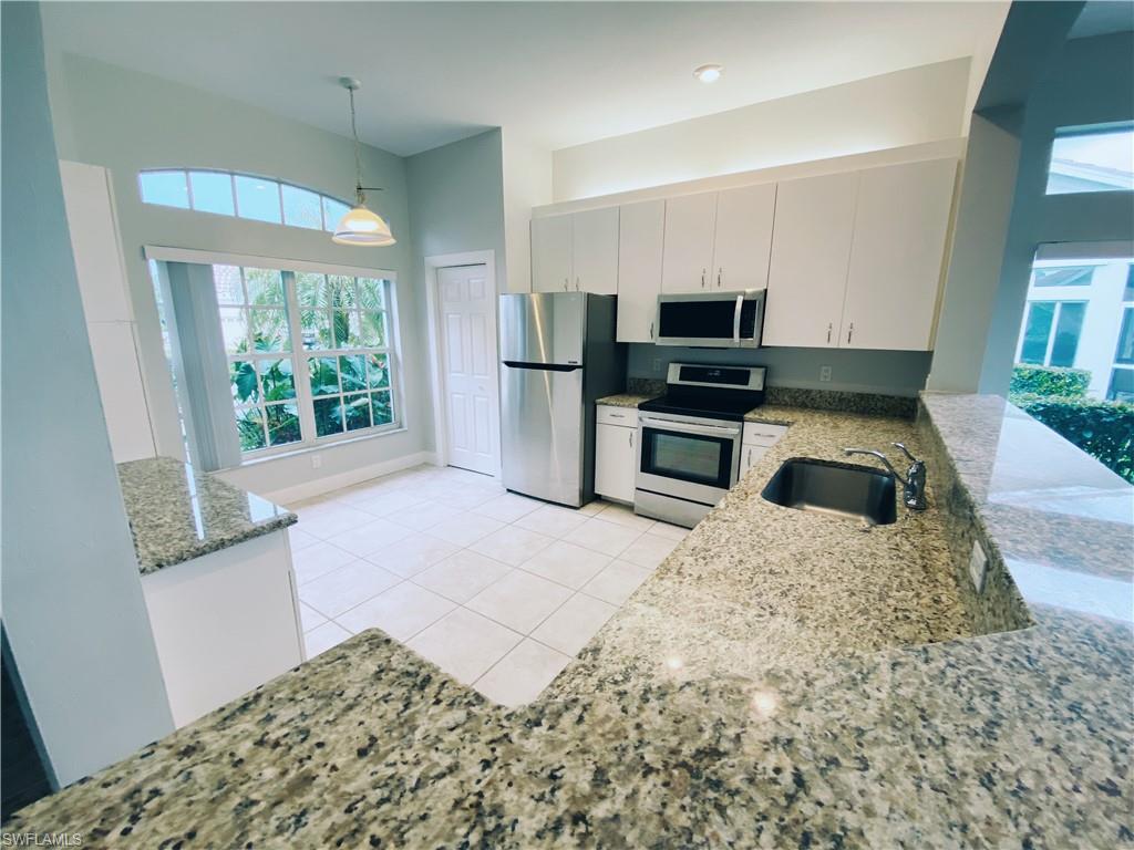 DEVONSHIRE LAKES - Residential