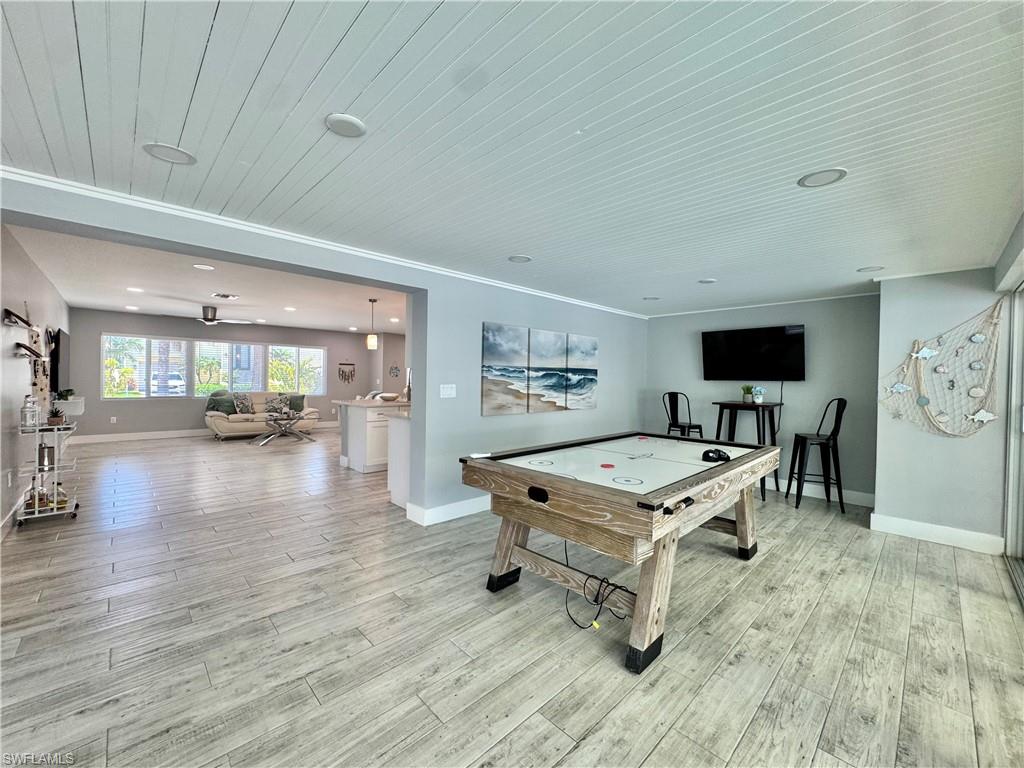 SHELL MOUND PARK - Residential