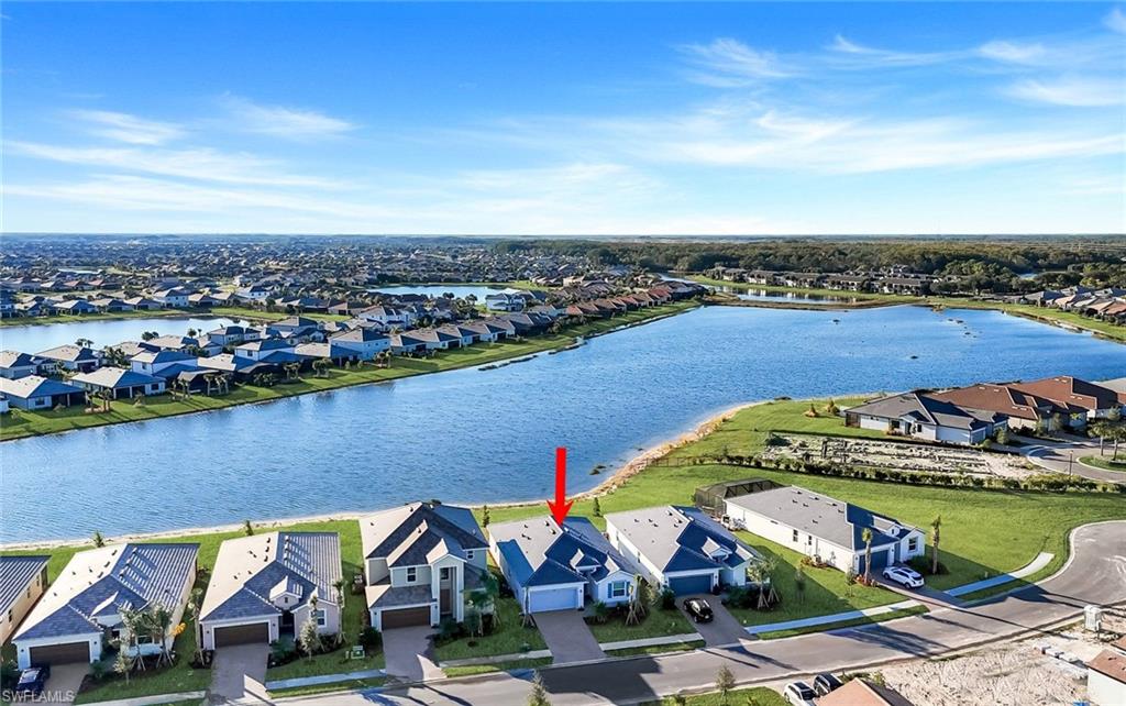 HAMPTON LAKES - Residential